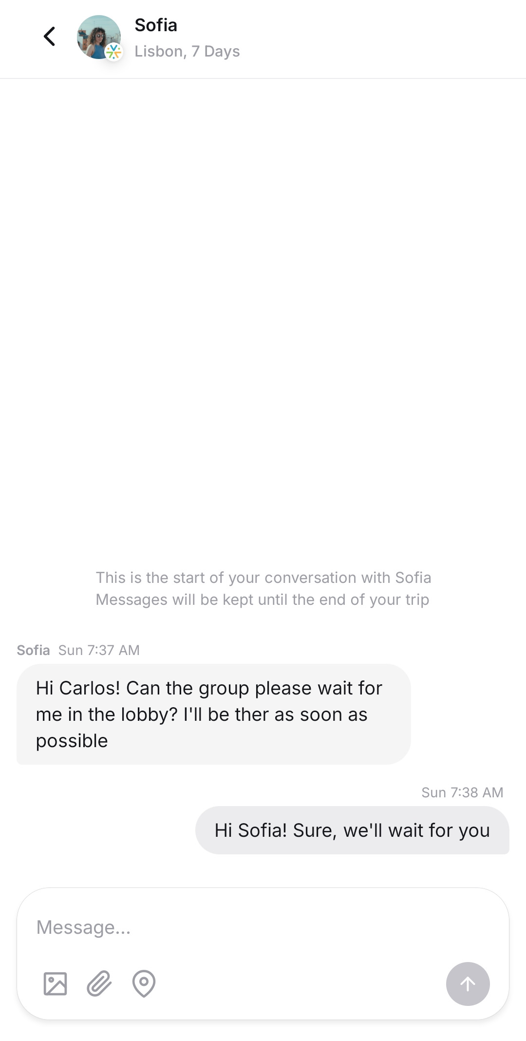 Private chat between a traveler and her guide
